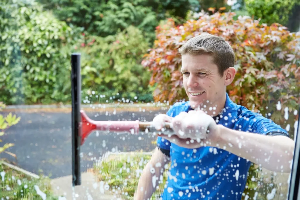 outdoor window cleaner