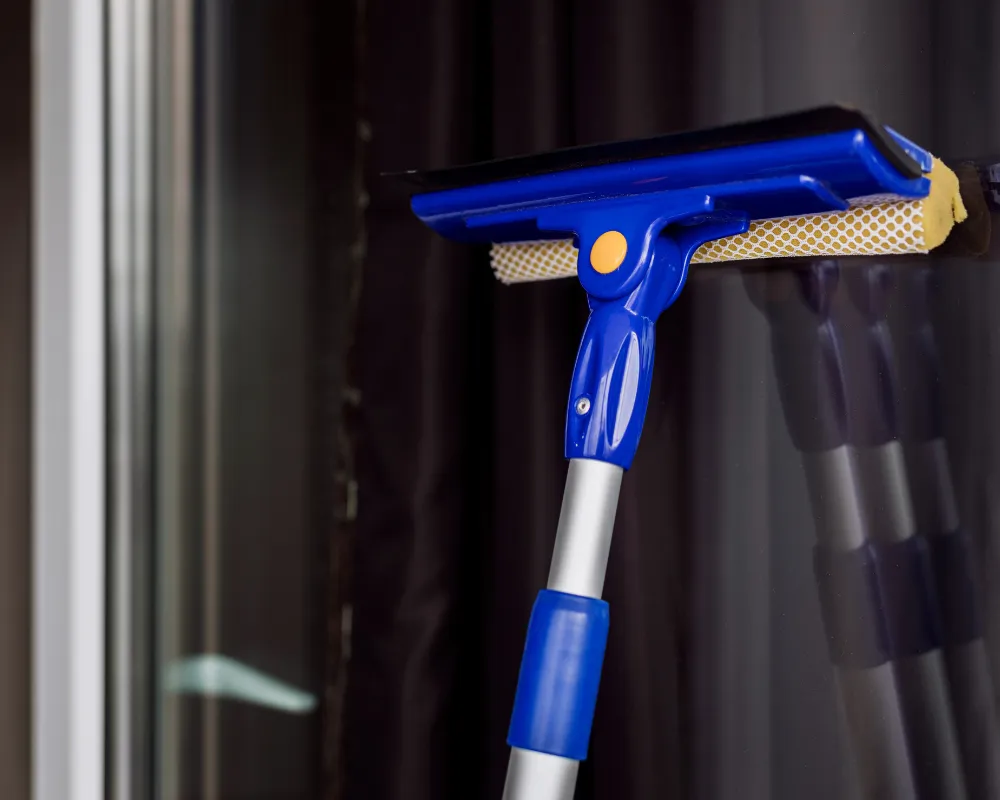 right window cleaning tools